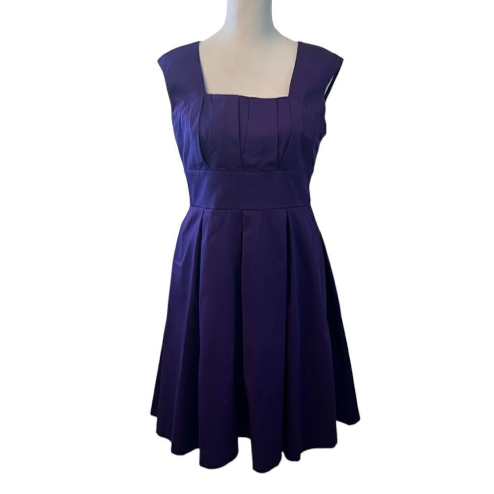 Calvin Klein sz4 purple sleeveless fitted pleated bodice pleated full skirt GUC